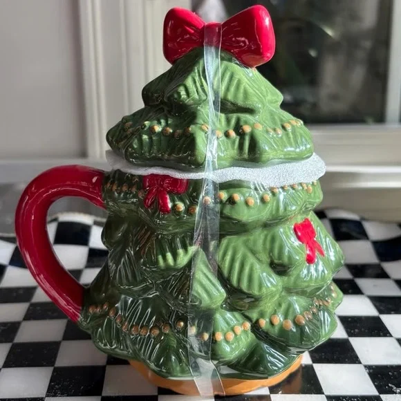 Christmas Tree Mug - Picture 2 of 4